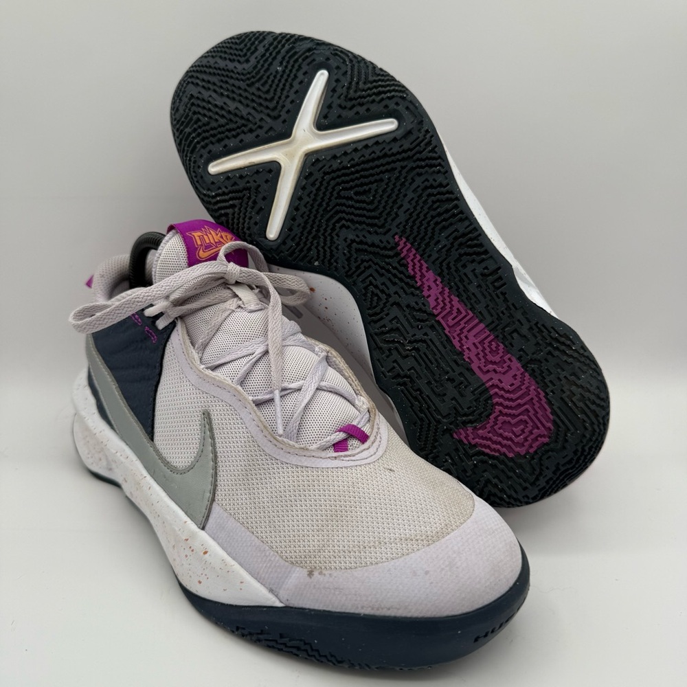 Youth Nike Team Hustle D10 SE GS Purple Gray Athletic Shoes DQ8375-500 Size 6.5Y